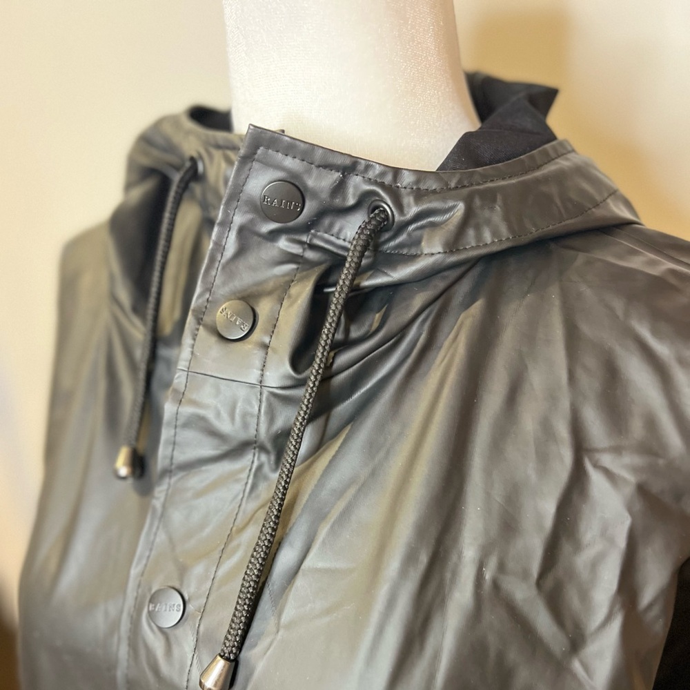 RAINS Long Jacket - Picture 6 of 8